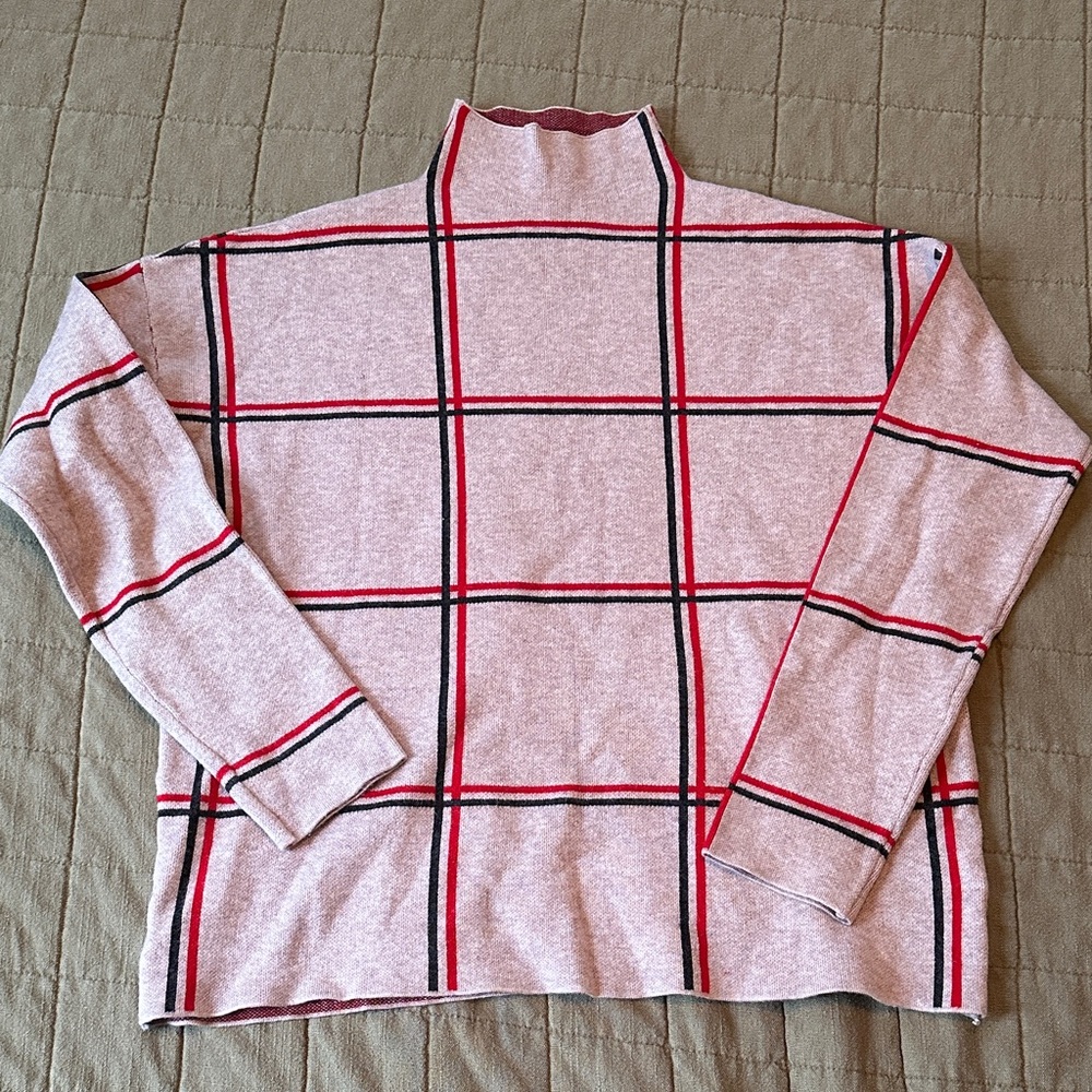 Tahari Women’s Turtleneck Sweater - Cream with Red and Black Plaid